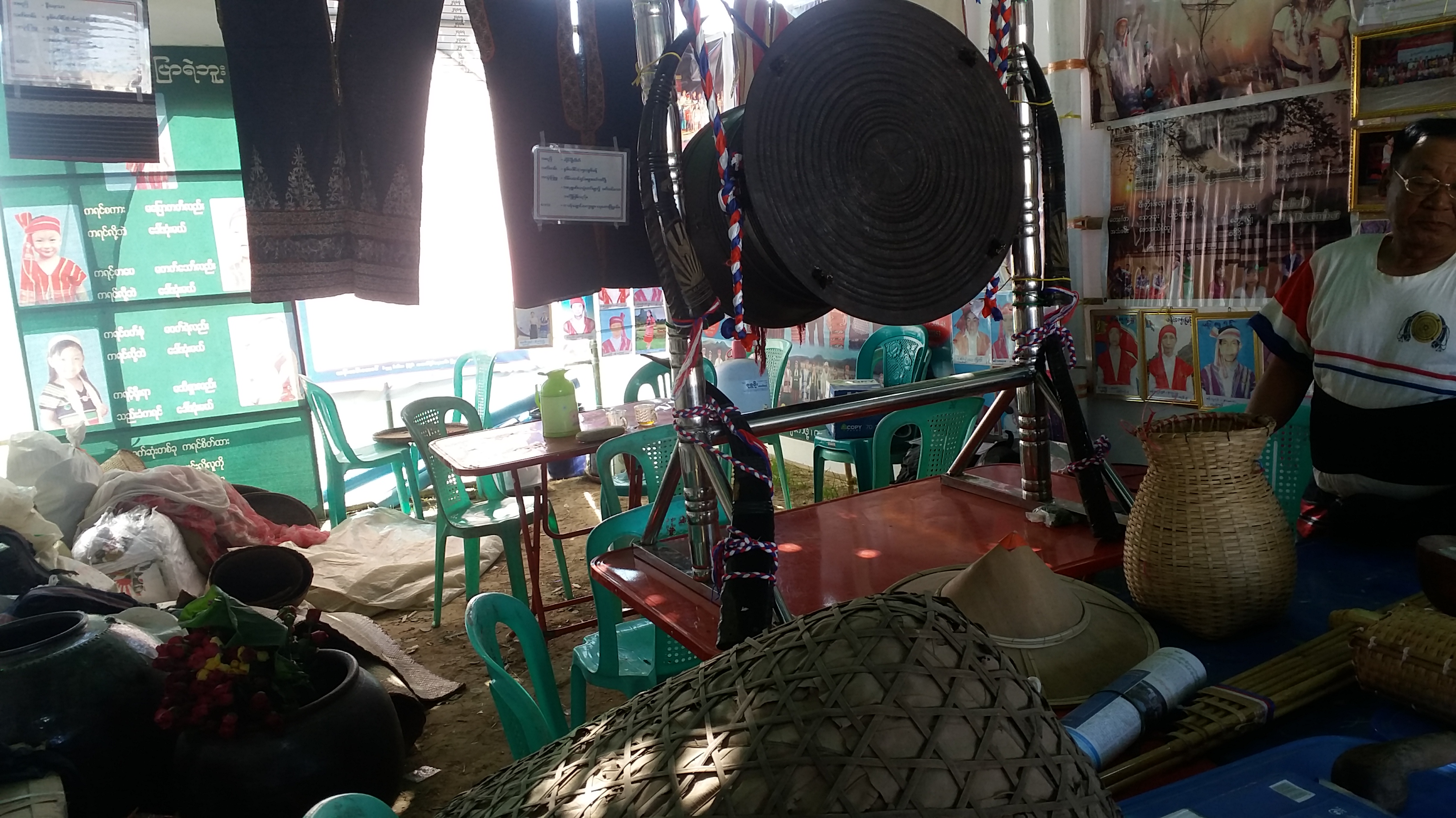 20190105_124627 စားပြဲ (1).j