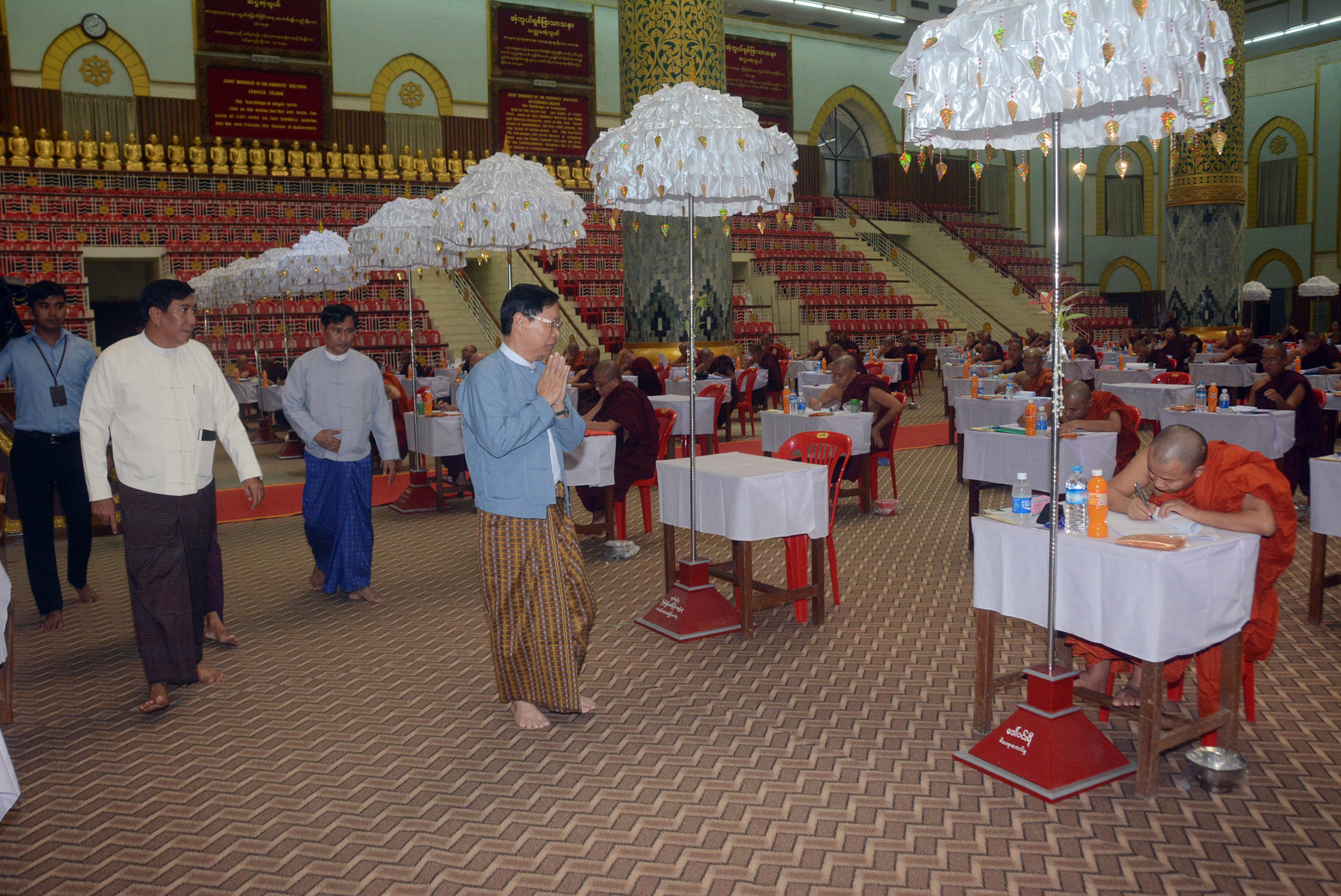 ာိည