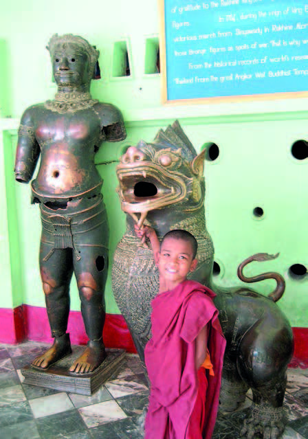Bronze statues.
