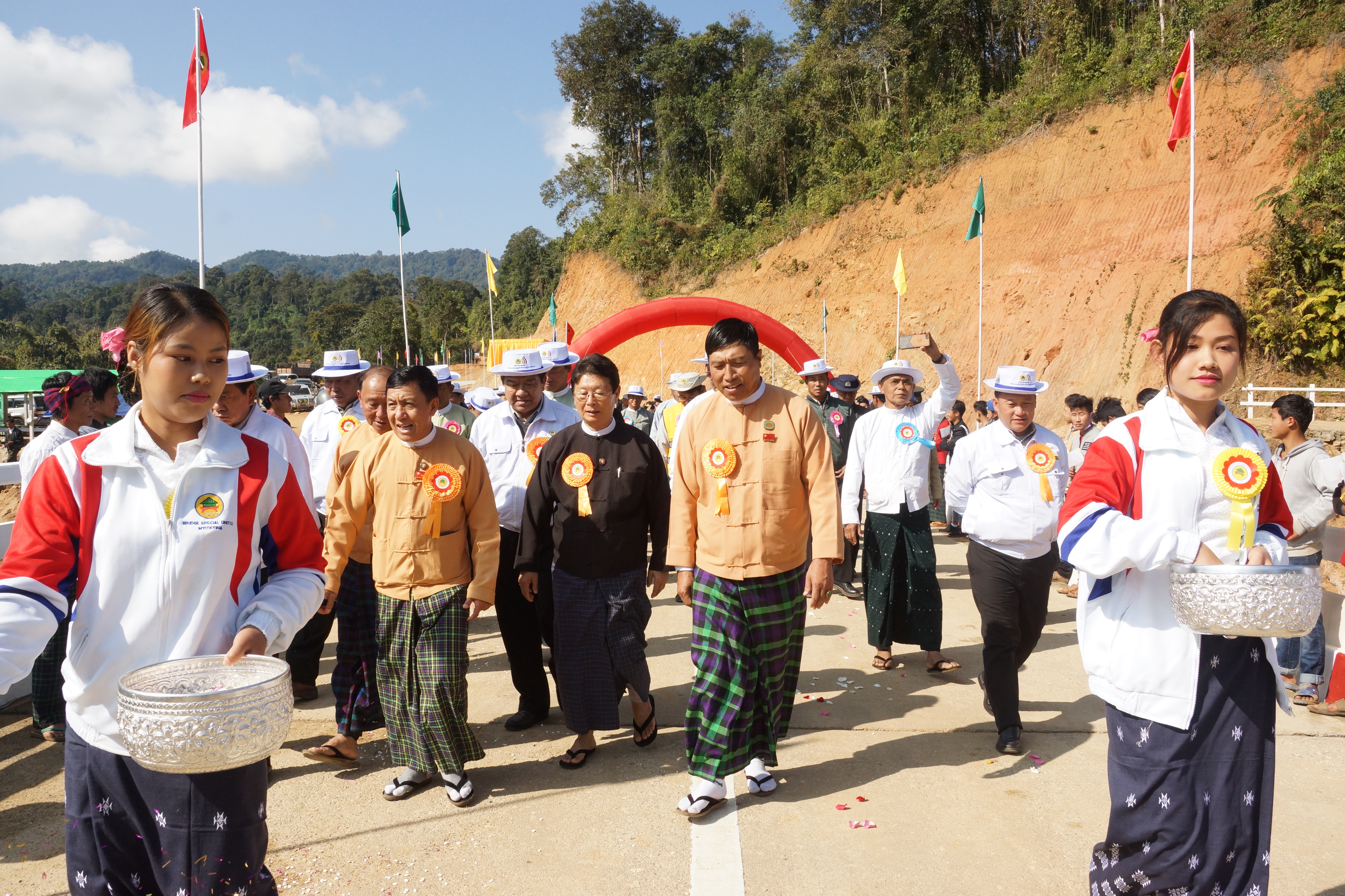 ‌ေ