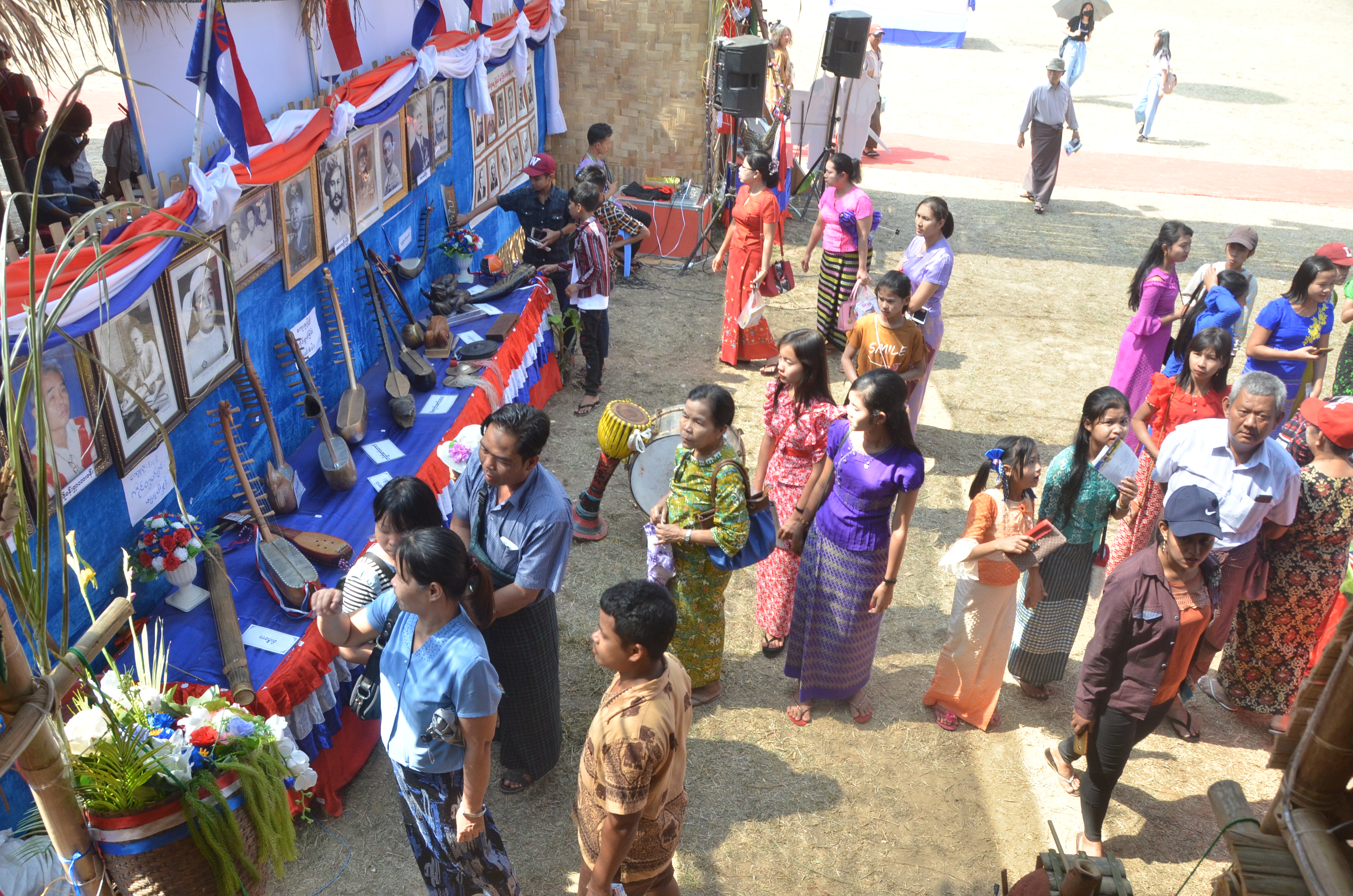 ‌ေ