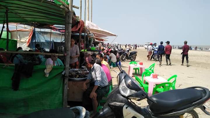 ိိ