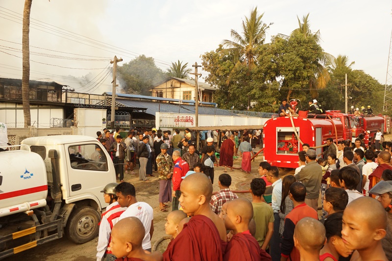 ‌ေ