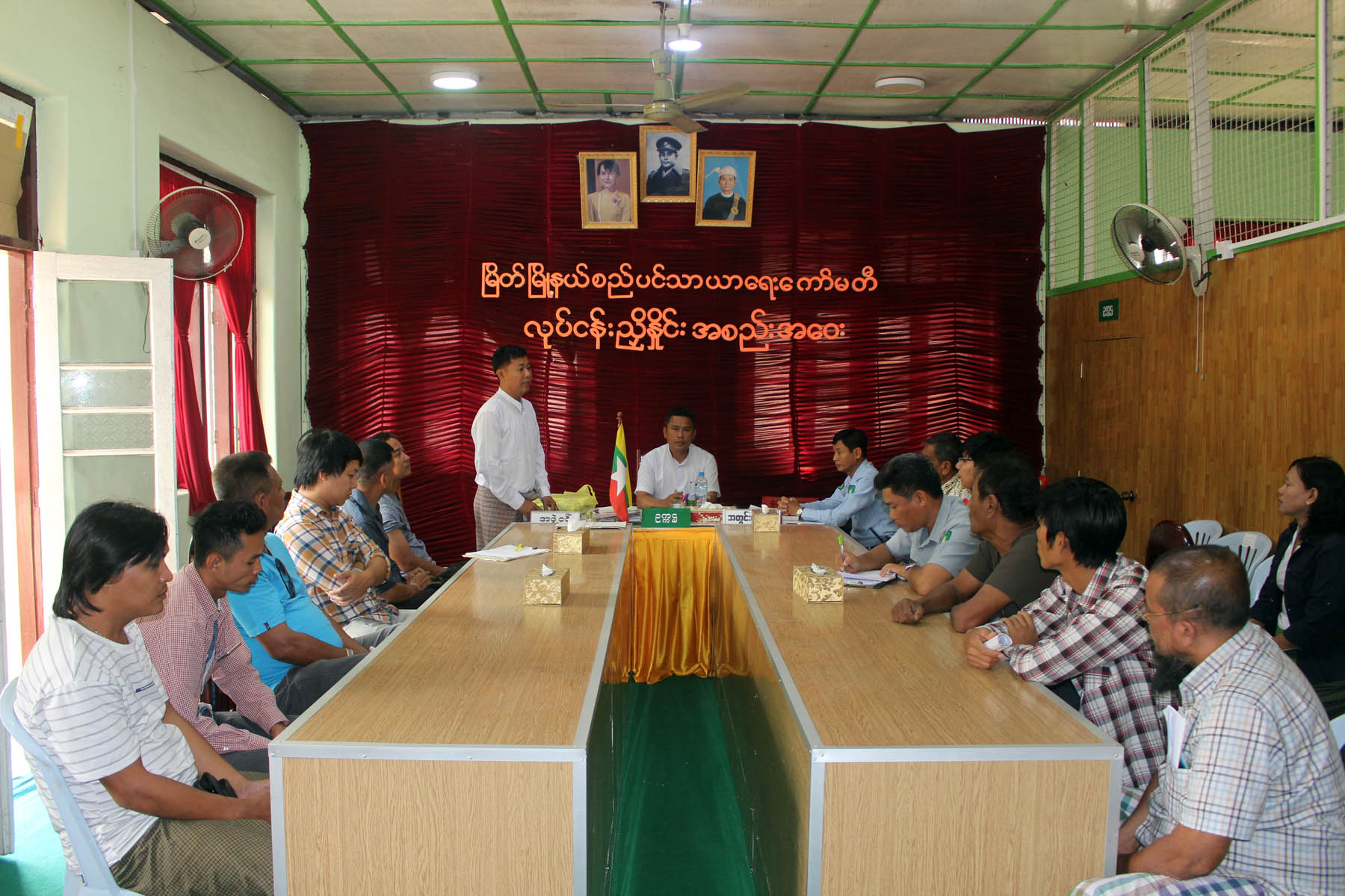‌ေ